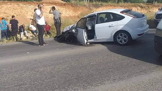 Gaziantep'te işçi servisi otomobille çarpıştı: 9 yaralı