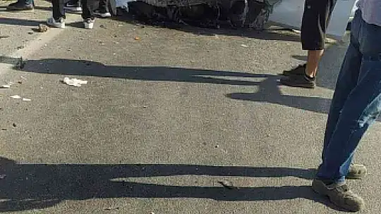 Gaziantep'te işçi servisi otomobille çarpıştı: 9 yaralı