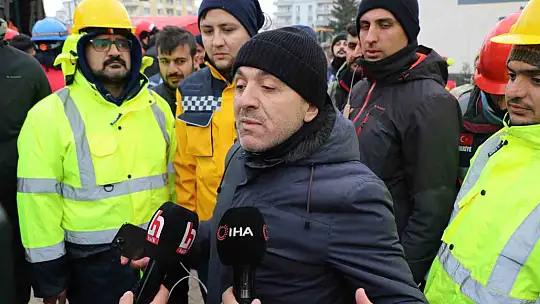 İspanyol ekip 106 saat sonra 2 çocuğu, 108 saat sonra çocukların annesini kurtardı