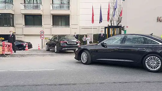 İstanbul'a gelen Rus heyeti Çırağan Sarayı'nda
