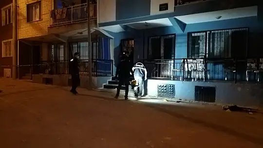 İzmir'de akrabalar arasında silahlı kavga: 4 yaralı