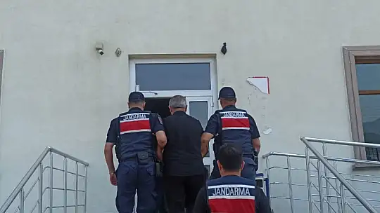 Jandarma aranması bulunan 83 şahsı yakaladı