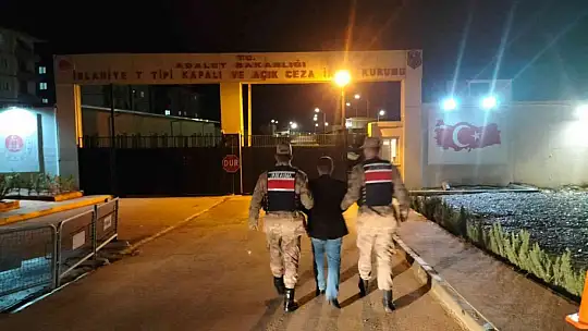 Jandarma, çeşitli suçlardan aranan 7 şahsı yakaladı
