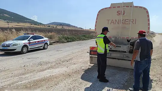 Jandarmadan 112 sürücüye 209 bin lira trafik cezası