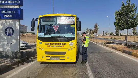 Jandarmadan 127 araç sürücüsüne 147 bin TL trafik cezası