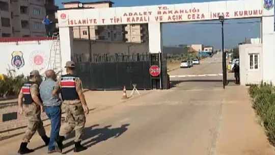 Jandarmadan aranan şahıslara operasyon: 31 gözaltı