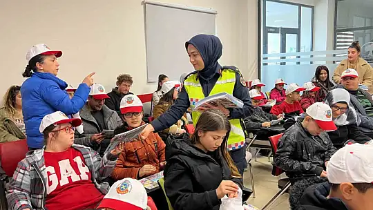 Jandarmadan özel çocuklara trafik eğitimi