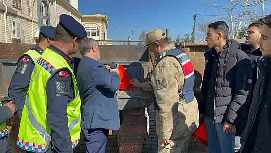 Jandarmadan traktör sürücülerine güvenli tarım eğitimi