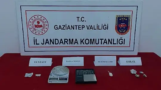 Jandarmadan uyuşturucu ve kaçakçılık operasyonu