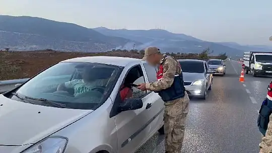Jandarmanın 3 aylık uygulamalarında aranan 3 bin 458 kişi yakalandı