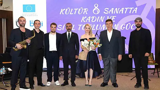 Kadınlar Günü coşkuyla kutlandı