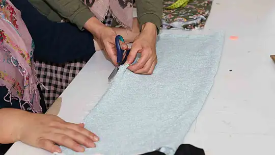 Kadınlardan giyim kursuna yoğun talep