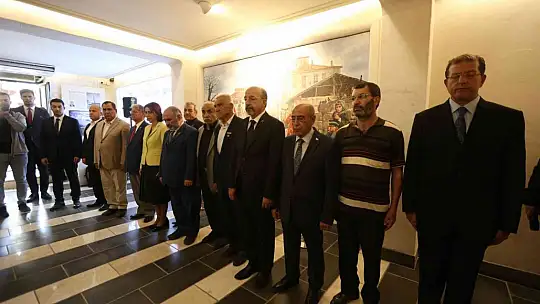 Kahramanların ayak bastığı topraklar şehitliğe bırakıldı