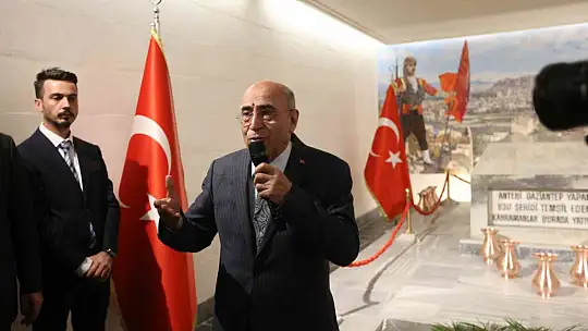 Kahramanların ayak bastığı topraklar şehitliğe bırakıldı
