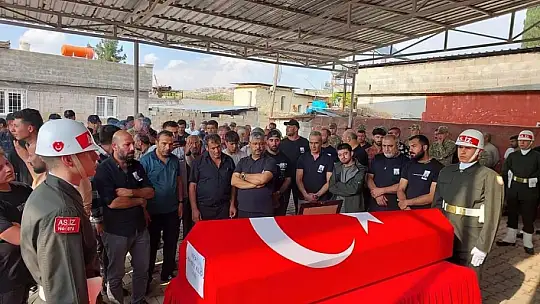 Kalp krizi sonucu hayatını kaybeden gazi son yolcuğuna uğurlandı