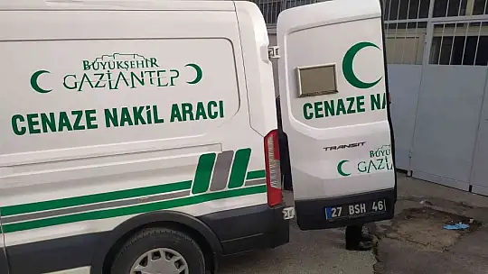 Kamyonetin çarptığı yaşlı adam hayatını kaybetti