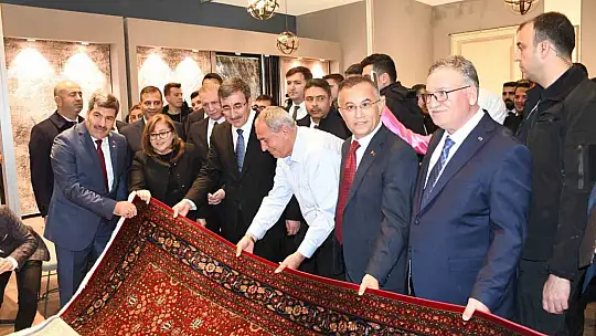 Kaplan: 'Halı fuarları sektöre ve ülkemize dinamizm katıyor'