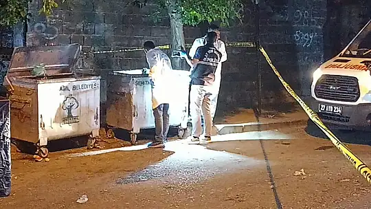 Karısını önce öldürmüş sonra çuvalla sırtlayarak çöpe atmış