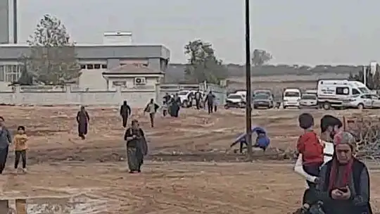 Karkamış'a 7 roket düştü