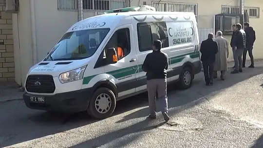 Karşıya geçmek isterken aracın çarptığı yaşlı adam hayatını kaybetti