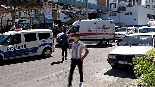 Kasaplar ve vatandaşların kurban derisi kavgası: 3'ü ağır 5 yaralı