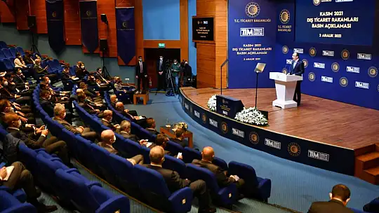 Kasımda 21,5 milyar dolarlık ihracatla cumhuriyet tarihinin rekoru kırıldı