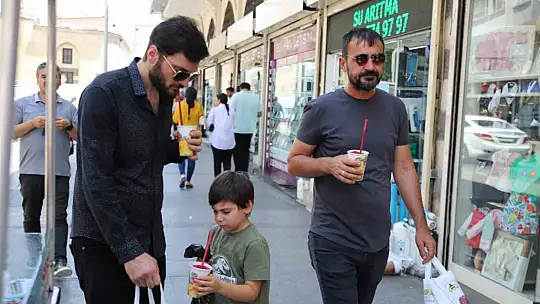 Kavurucu sıcakların vazgeçilmezi soğuk içecekler