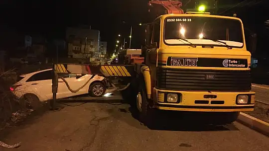 Kazada 1 polis şehit oldu, 1 vatandaş hayatını kaybetti