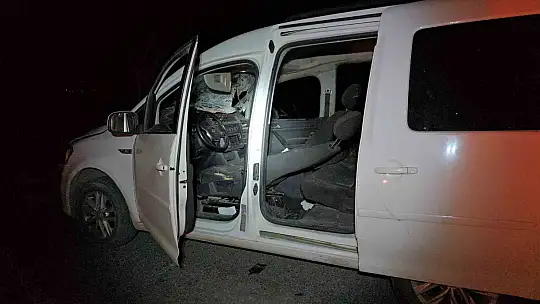 Kazada savrulan ineğe başka bir araç daha çarptı: 1'i ağır 3 yaralı