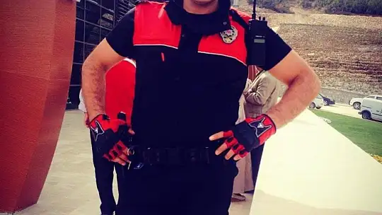 Kazada şehit olan polisin naaşı törenle memleketine uğurlandı