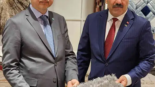 Kazakistan'a 43 milyon 831 bin dolarlık halı ihracatı