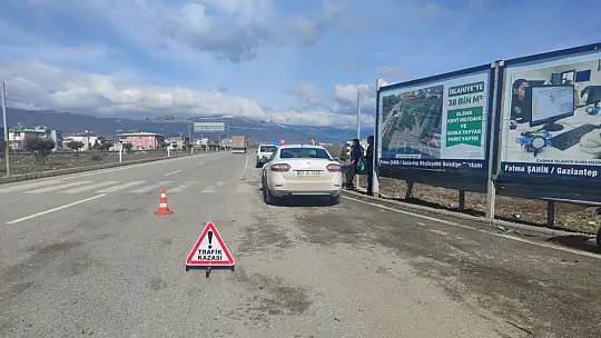 Kazaya karışan sürücünün rahatlığı pes dedirtti