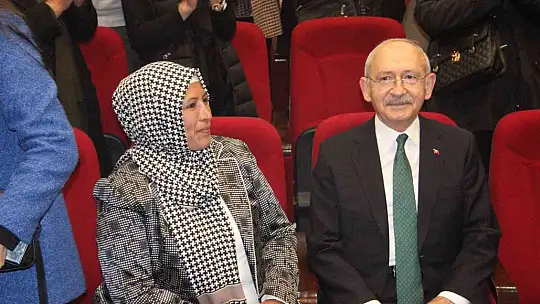 Kılıçdaroğlu: '5'li çete benimle görüşmek için aracı yolluyor'
