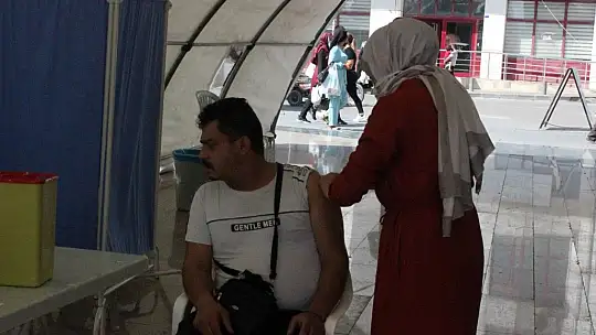 Kilis'te korona virüs nedeniyle hastaneye yatanların yüzde 90'ı aşısız