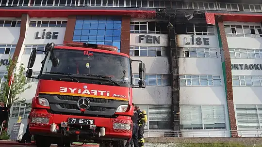 Kırıkkale'de özel okulda korkutan yangın