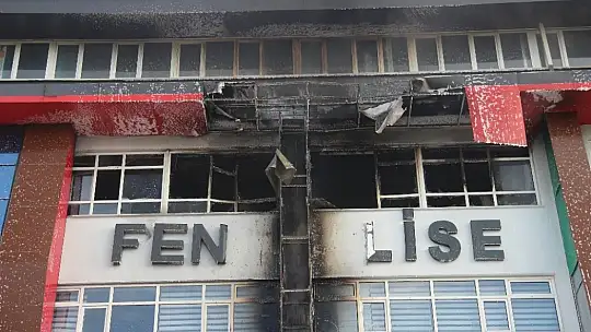 Kırıkkale'de özel okulda korkutan yangın