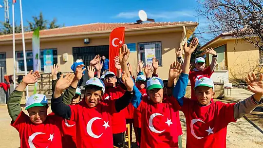 Kırsal mahallelerdeki çocukları mutlu eden proje