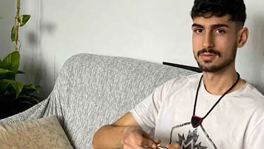Kız arkadaşını öldüren gencin silahlı fotoğrafları ortaya çıktı