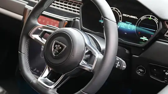 KKTC'nin yerli ve milli otomobili Günsel, anavatanla buluştu