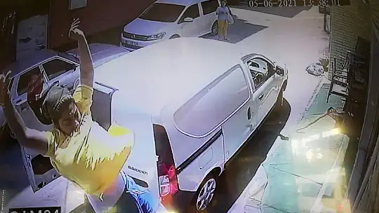 Kocasıyla tartışan kadın 1. kattan atladı