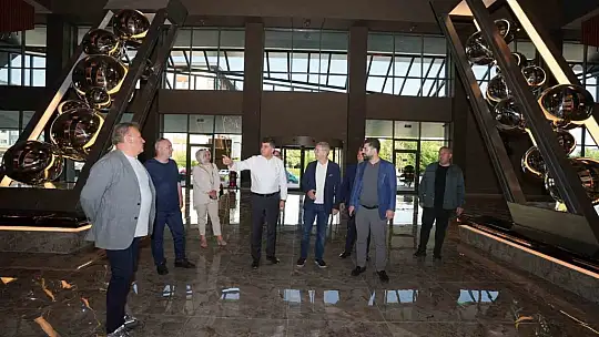 Köken ve Fadıloğlu ile D.T. Şehitkamil Sahnesi'ni inceledi