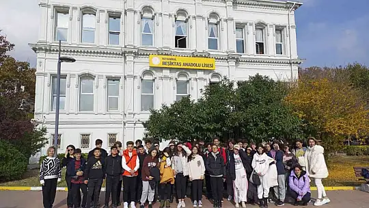 Kolej öğrencileri İstanbul'u gezdi
