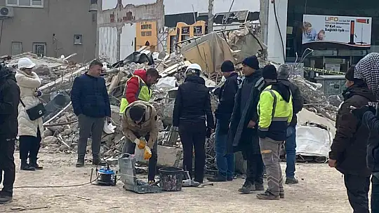 Kolonlarının kesildiği iddia edilen binada savcılık incelemesi