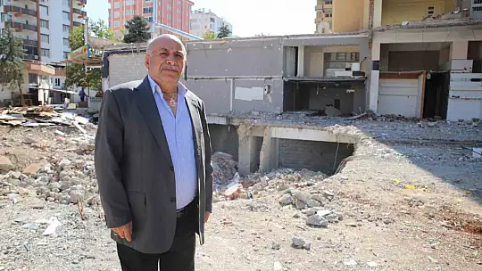 Komşular arasında 'ağır hasarlı', 'az hasarlı' tartışması sonunda bina için yıkım kararı verildi