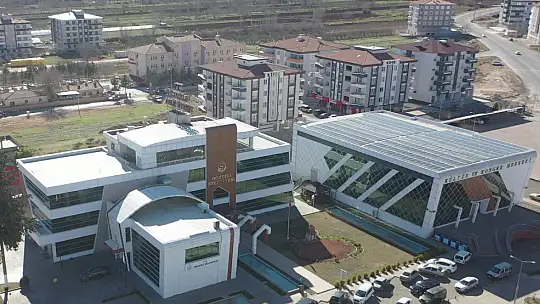 Kongre merkezine güneş enerjisi santrali (GES) kuruldu