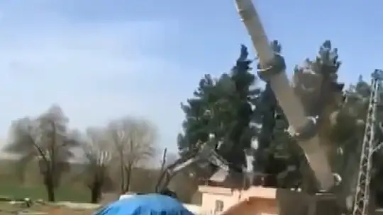 Kontrollü minare yıkımı faciayla son buldu: 1 ölü