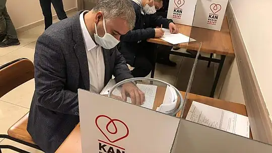 Korona virüsü yendi 8 defa plazma bağışında bulundu