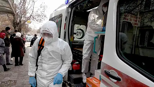Köyden merkeze gitmek için hasta numarası yapıp ambulans çağırmışlar