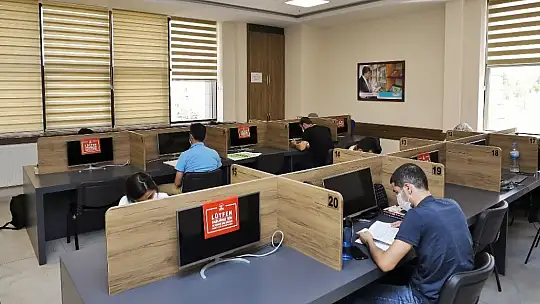 KPSS hazırlıkta gençlik kütüphanelerine yoğun ilgi