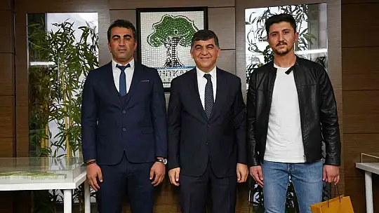 KPSS Türkiye 1.'si'den Fadıloğlu'na ziyaret